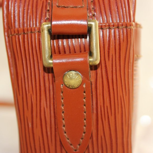 Louis Vuitton Trocadero 24 - Cognac Epi Leather - Picture 4 of 11